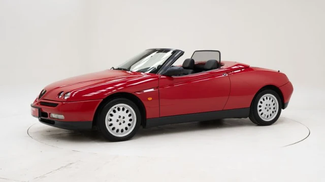 Alfa Romeo Spider Type 916