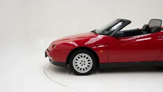 Foto 21 di 40: Alfa Romeo Spider Type 916