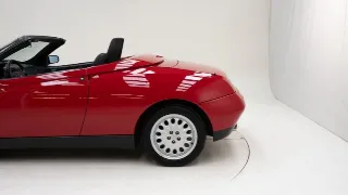 Foto 29 di 40: Alfa Romeo Spider Type 916
