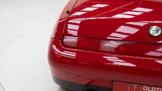 Foto 39 di 40: Alfa Romeo Spider Type 916
