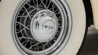 Foto 34 di 40: Auburn 852 SC Phaeton Sedan