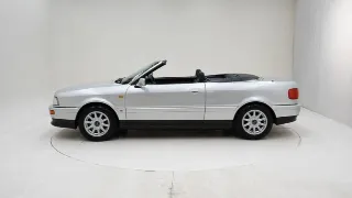 Foto 18 di 40: Audi 2.6 Cabrio