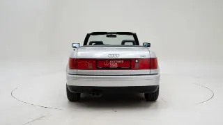 Foto 40 di 40: Audi 2.6 Cabrio
