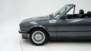 Foto 21 di 40: BMW 325i Cabriolet
