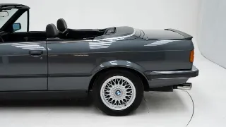 Foto 28 di 40: BMW 325i Cabriolet