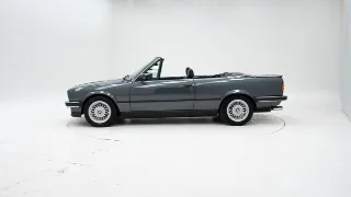 Foto 8 di 40: BMW 325i Cabriolet