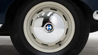 Foto 38 di 40: BMW 502