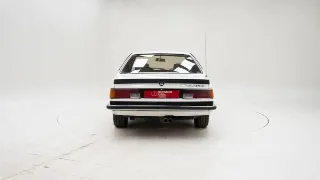 Foto 7 di 40: BMW 635 CSI