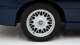 Foto 17 di 40: BMW 850i