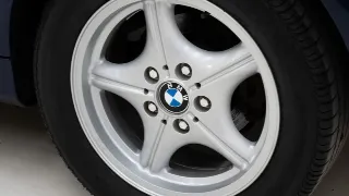 Foto 34 di 40: BMW Z3 1.9i