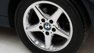 Foto 31 di 40: BMW Z3 Chrome Line