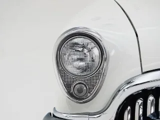 Foto 11 di 40: Buick Roadmaster 2-Door Skylark Convertible
