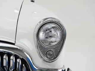 Foto 12 di 40: Buick Roadmaster 2-Door Skylark Convertible