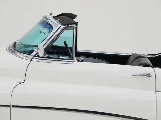 Foto 23 di 40: Buick Roadmaster 2-Door Skylark Convertible