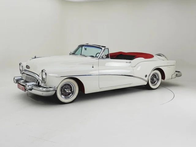 Buick Roadmaster 2-Door Skylark Convertible
