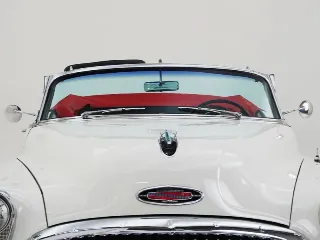 Foto 7 di 40: Buick Roadmaster 2-Door Skylark Convertible