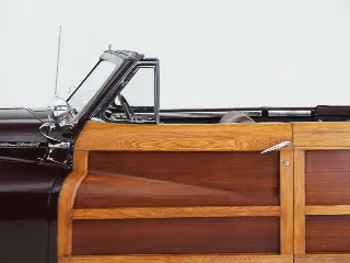 Foto 35 di 40: Chrysler Town and Country 2 door Convertible