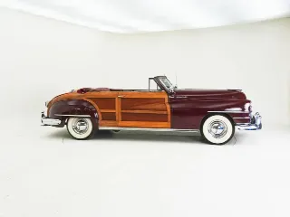 Foto 6 di 40: Chrysler Town and Country 2 door Convertible