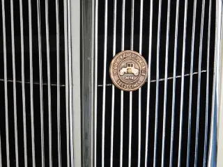 Foto 19 di 40: Chrysler Wimbledon Six 3 Position DHC By Carlton