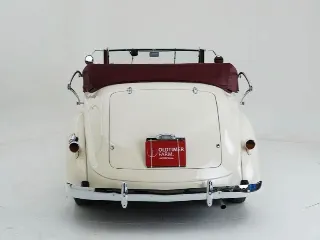 Foto 32 di 40: Chrysler Wimbledon Six 3 Position DHC By Carlton