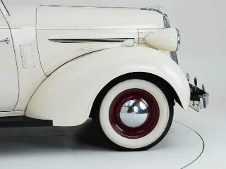 Foto 38 di 40: Chrysler Wimbledon Six 3 Position DHC By Carlton
