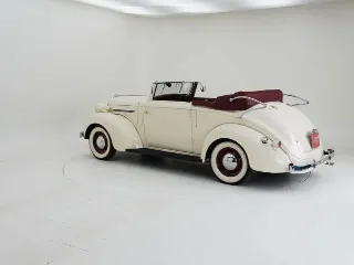 Foto 4 di 40: Chrysler Wimbledon Six 3 Position DHC By Carlton