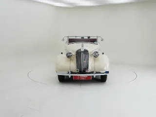 Foto 5 di 40: Chrysler Wimbledon Six 3 Position DHC By Carlton