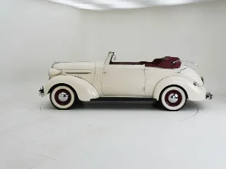 Foto 8 di 40: Chrysler Wimbledon Six 3 Position DHC By Carlton