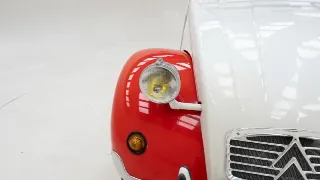 Foto 10 di 40: Citroen 2 CV Dolly