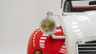 Foto 21 di 40: Citroen 2 CV Dolly