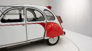Foto 34 di 40: Citroen 2 CV Dolly