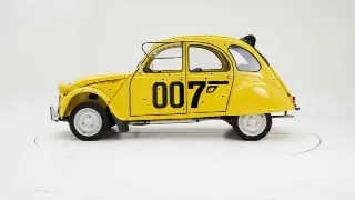 Foto 8 di 40: Citroen 2CV 6 James Bond 007
