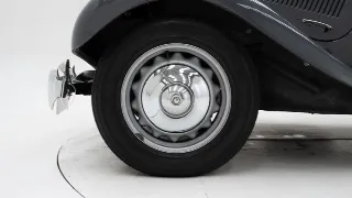 Foto 40 di 40: Citroen Traction 11 BL (Belge)