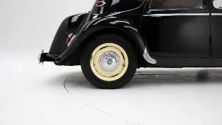Foto 19 di 40: Citroen Traction 6H