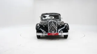 Foto 5 di 40: Citroen Traction 6H