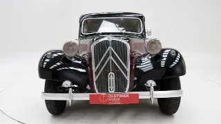 Foto 33 di 40: Citroen Traction Avant