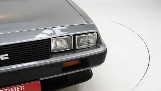Foto 11 di 40: DeLorean DMC-12