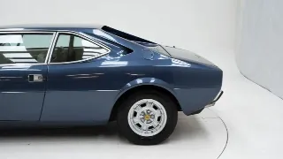 Foto 29 di 40: Ferrari 208 GT4
