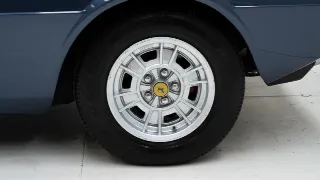 Foto 30 di 40: Ferrari 208 GT4