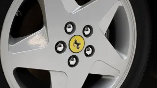 Foto 24 di 40: Ferrari 348 TB