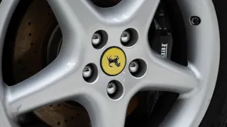 Foto 26 di 40: Ferrari 550 Maranello