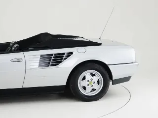 Foto 20 di 40: Ferrari Mondial Cabriolet