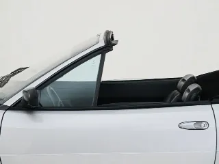 Foto 25 di 40: Ferrari Mondial Cabriolet