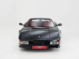 Foto 18 di 40: Ferrari Testarossa