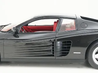 Foto 23 di 40: Ferrari Testarossa