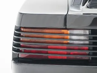 Foto 31 di 40: Ferrari Testarossa