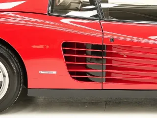 Foto 15 di 40: Ferrari Testarossa