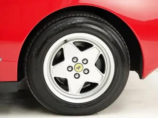 Foto 34 di 40: Ferrari Testarossa