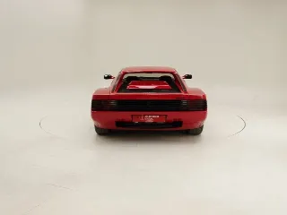 Foto 7 di 40: Ferrari Testarossa