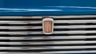 Foto 12 di 40: Fiat 850 Familiare Pulmino